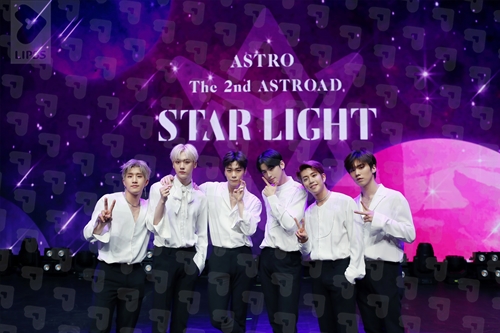 [ASTRO] ASTRO TOUR [STAR LIGHT] BEHIND GROUP No.01
