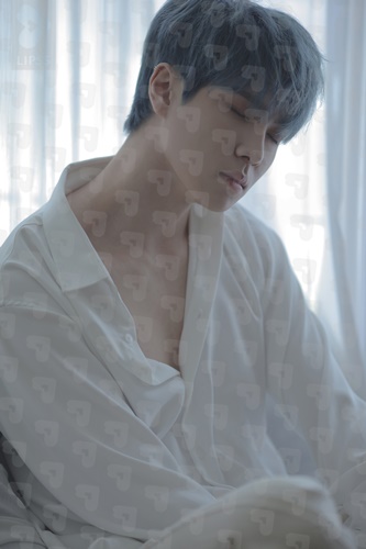 [KIM DONG HAN] SOLO ALBUM 'D-SERIES' 김동한 No.38